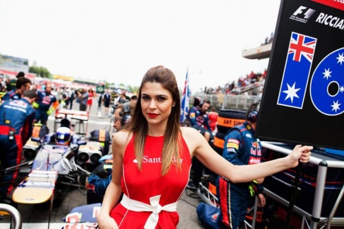 Formula 1 to drop grid girls for 2018