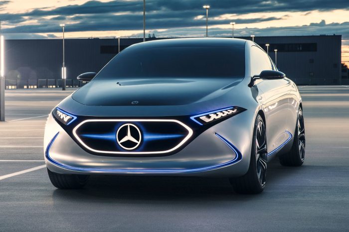 Mercedes to make compact EV in France