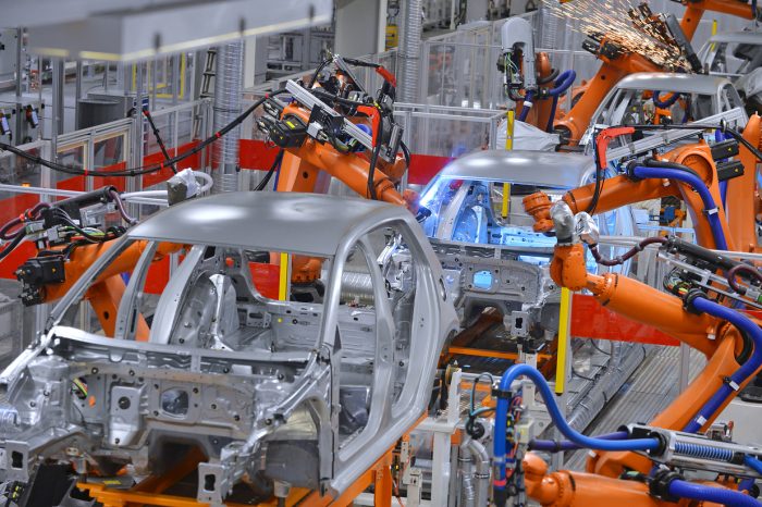 The automotive industry is the largest Romanian customer for robot builders, says IFR