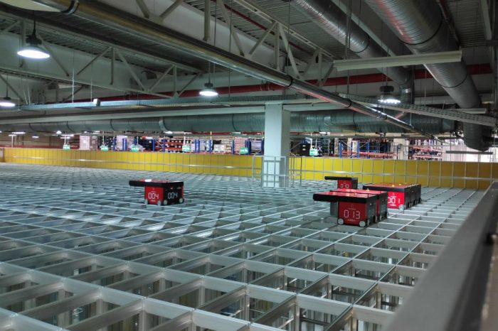 Continental has invested 1.9 million Euro in an automated storage system managed exclusively by robots at the Timisoara plant