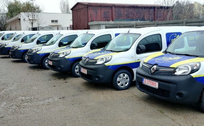 Posta Romana acquires 15 electric vans for its postal services in Bucharest