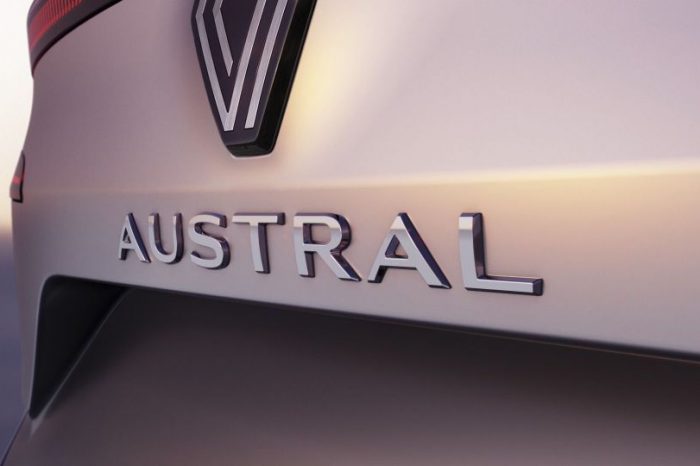 Renault to reveal new Austral SUV in spring 2022