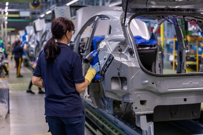 Ford Otosan announces 1,300 new jobs at the Craiova plant