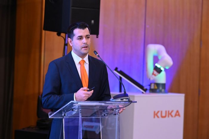 Patrick Meinzinger, KUKA: “New generation robots can bring OEMs significant reductions in CO2 emissions and energy consumption”