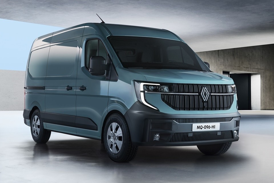 Renault and Volvo complete creation of joint venture for new generation of electric vans