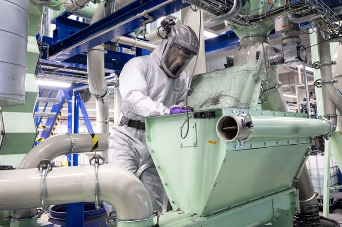 Porsche pilots recycling of high-voltage batteries
