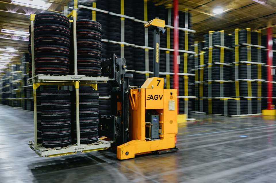Continental to invest 76 million USD in new highly automated warehouse in USA